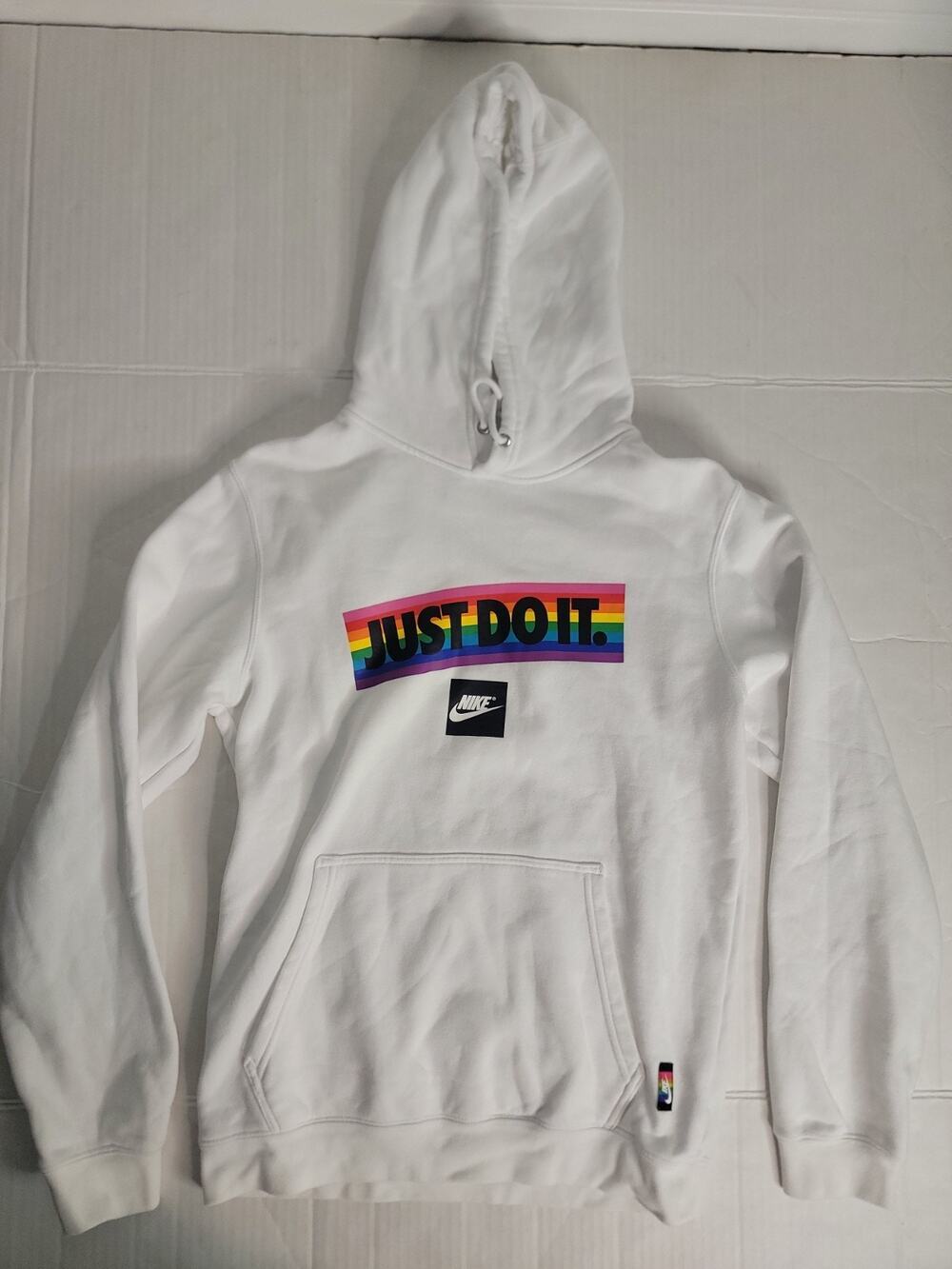 Nike Hoodie Sweatshirt Sz S Be True NRG PO Gilbert Baker LGBTQIA White CD6534